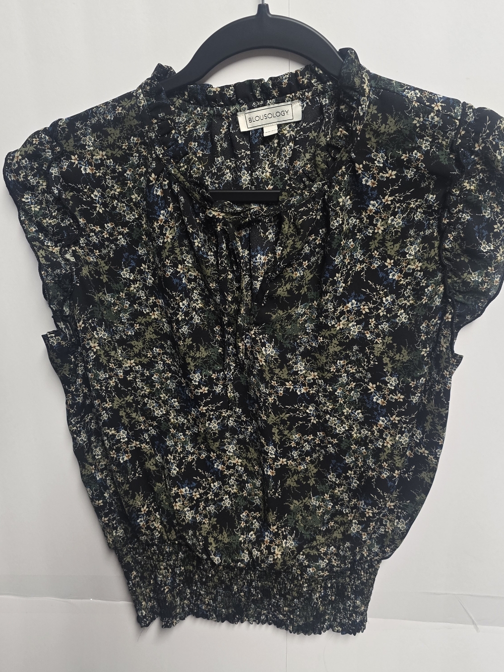 Blousology Black Floral Smocked-Waist Short Sleeve Blouse